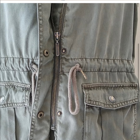 NWOT Max Studio Army Green Vest Max Jeans  XS - Picture 4 of 12